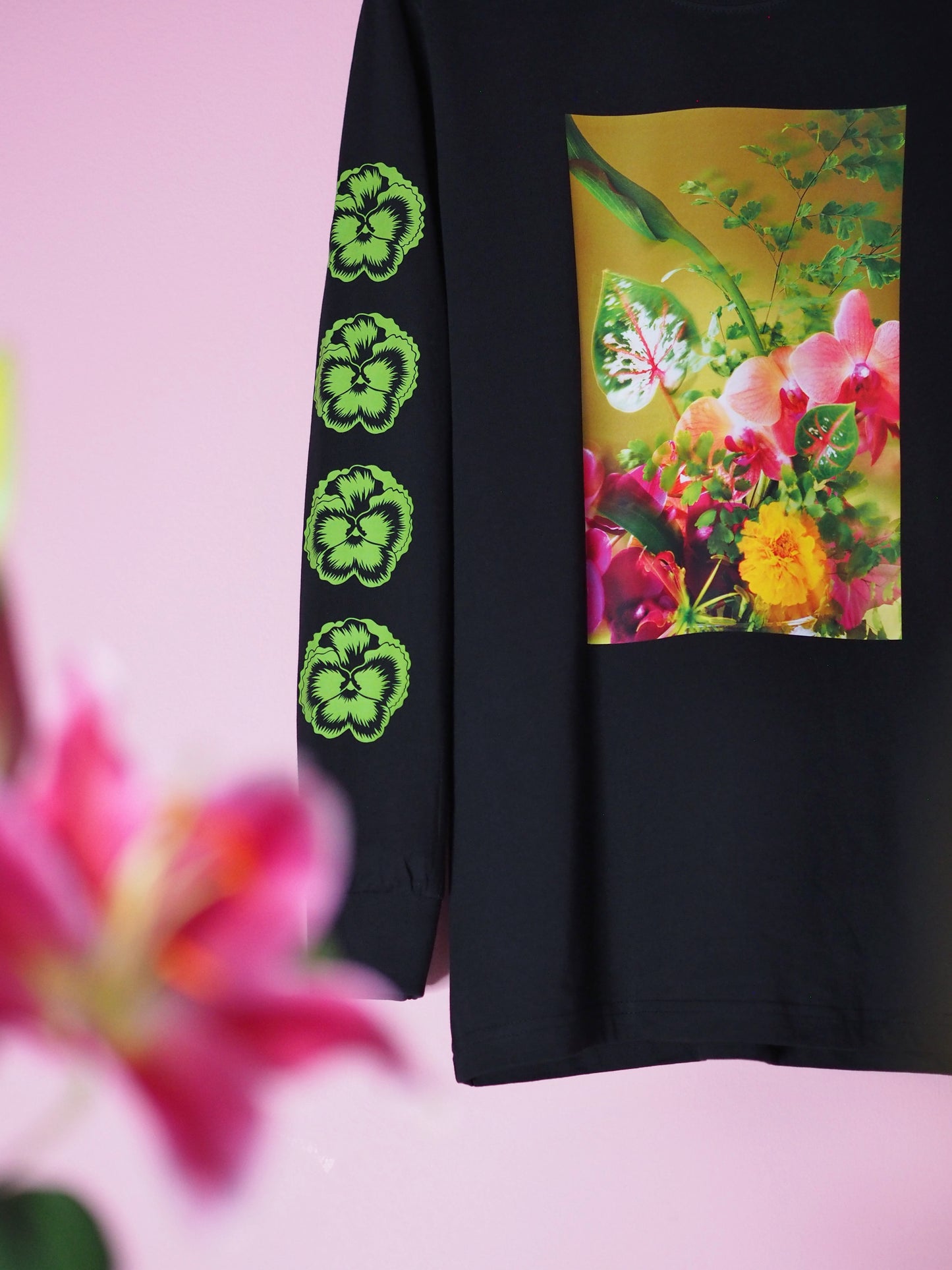 Dazed Longsleeve in black