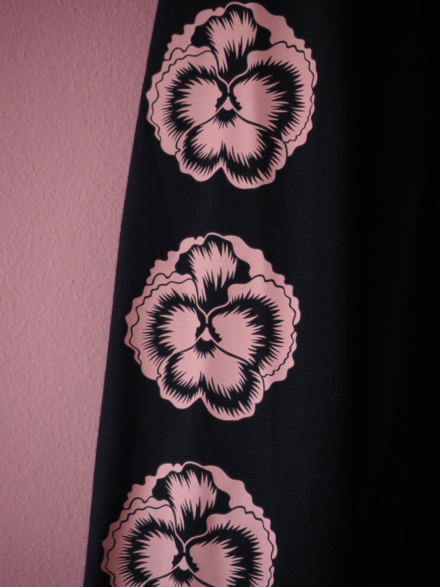 Nighttime Hot Longsleeve in black