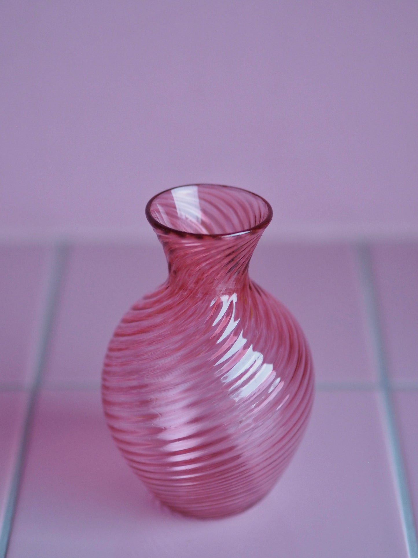 Spiral Vase by Katztudio