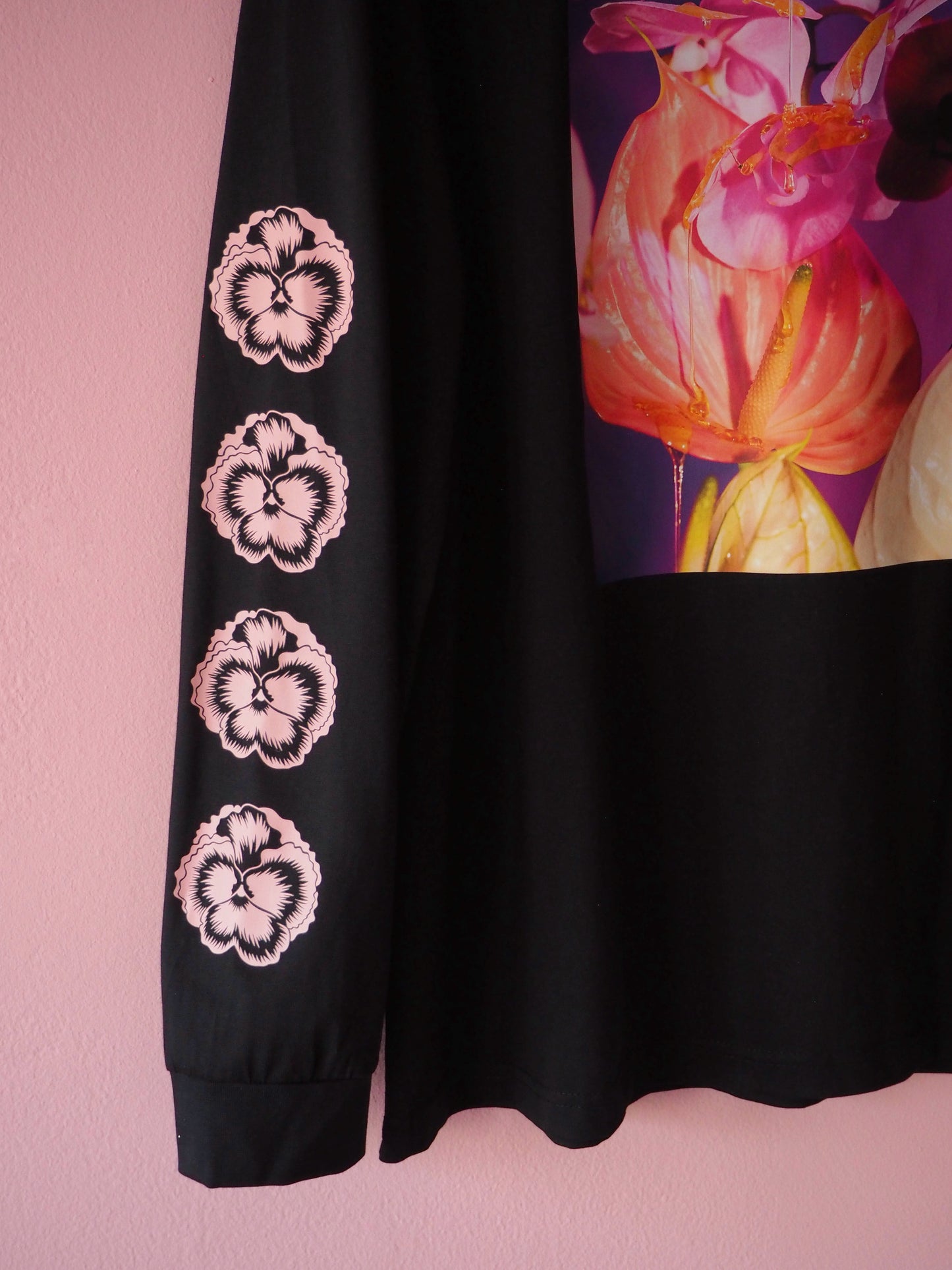 Nighttime Hot Longsleeve in black
