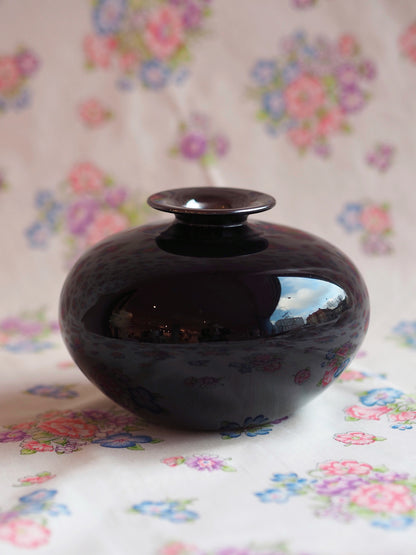 Florist Vase by Katztudio