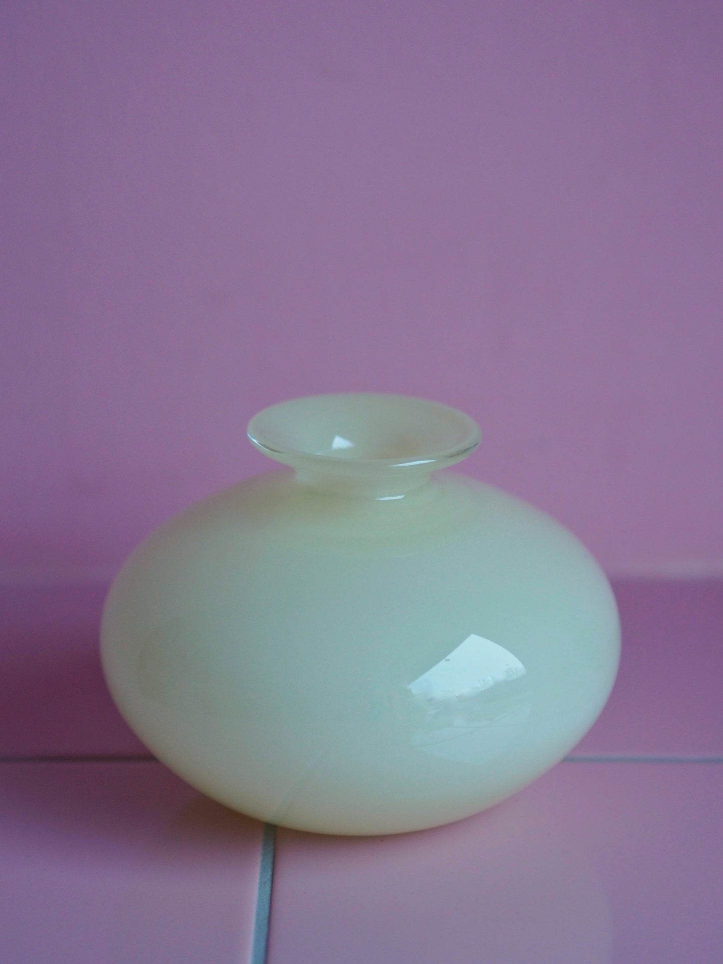 Florist Vase by Katztudio