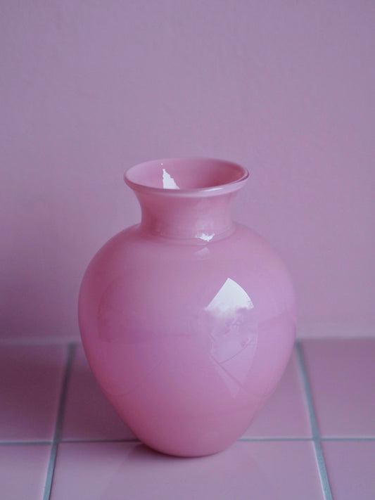 Florist Vase by Katztudio