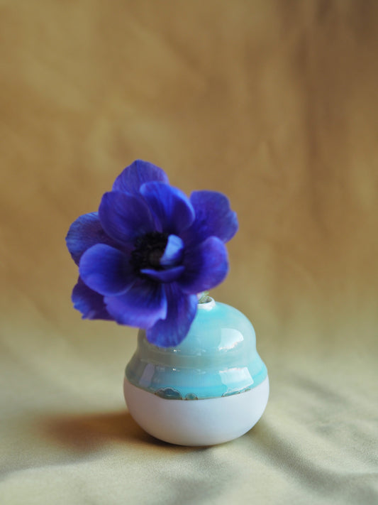 POMELO vase by Laura Itkonen